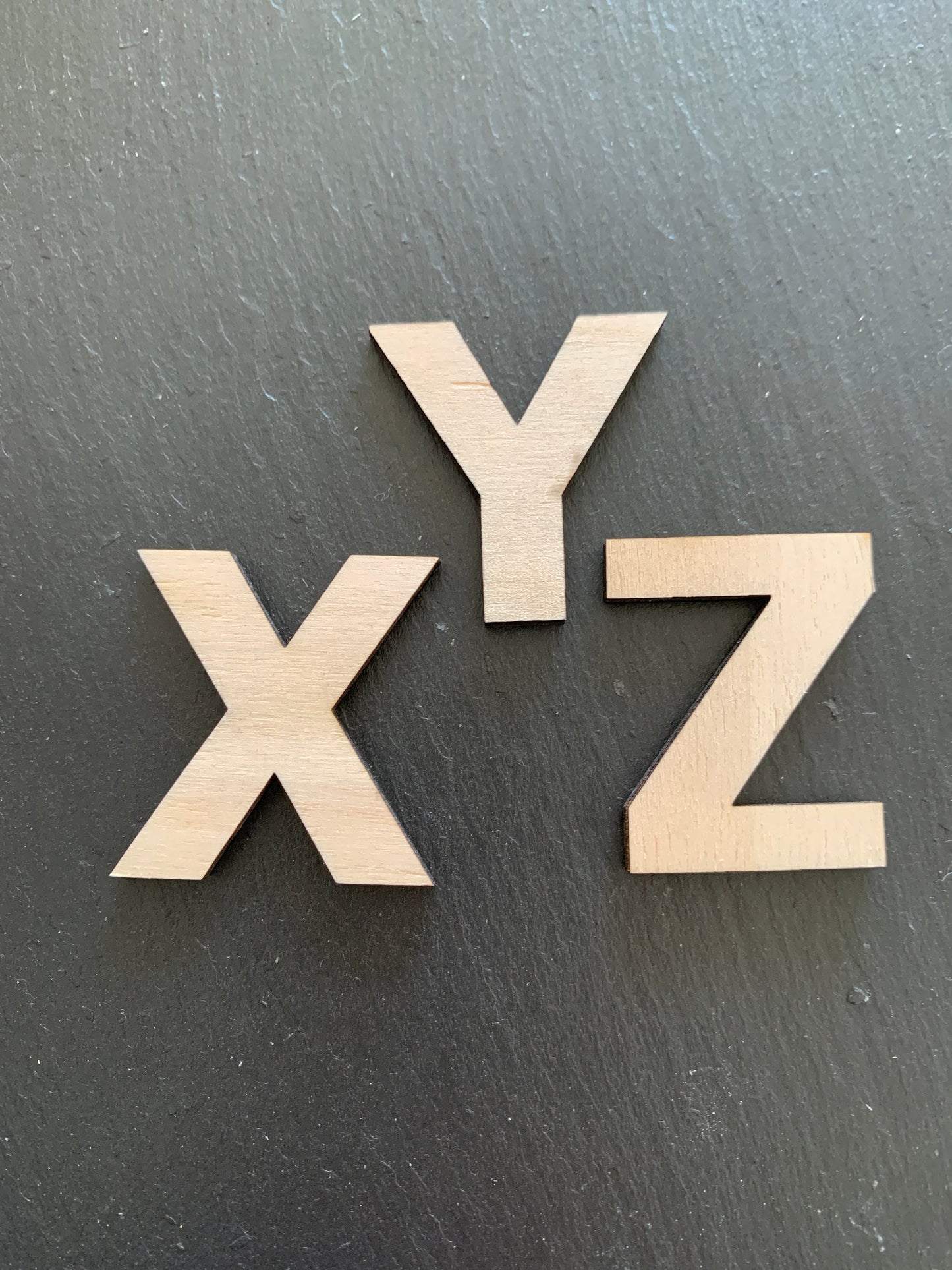 Holz Deko Buchstaben von A-Z 4-30cm für Kinderzimmer Türe zum Basteln Holzbuchstaben versch. Größen