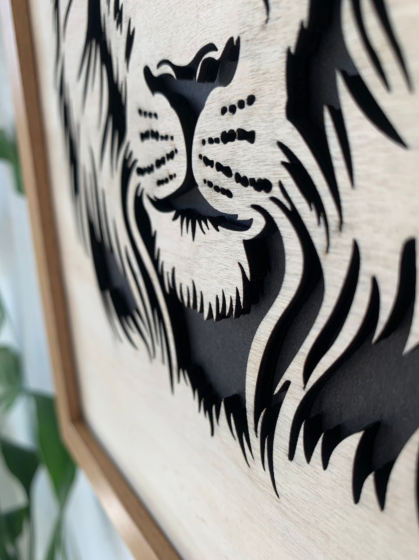 Löwe Bild mit Rahmen Lasercut aus Holz