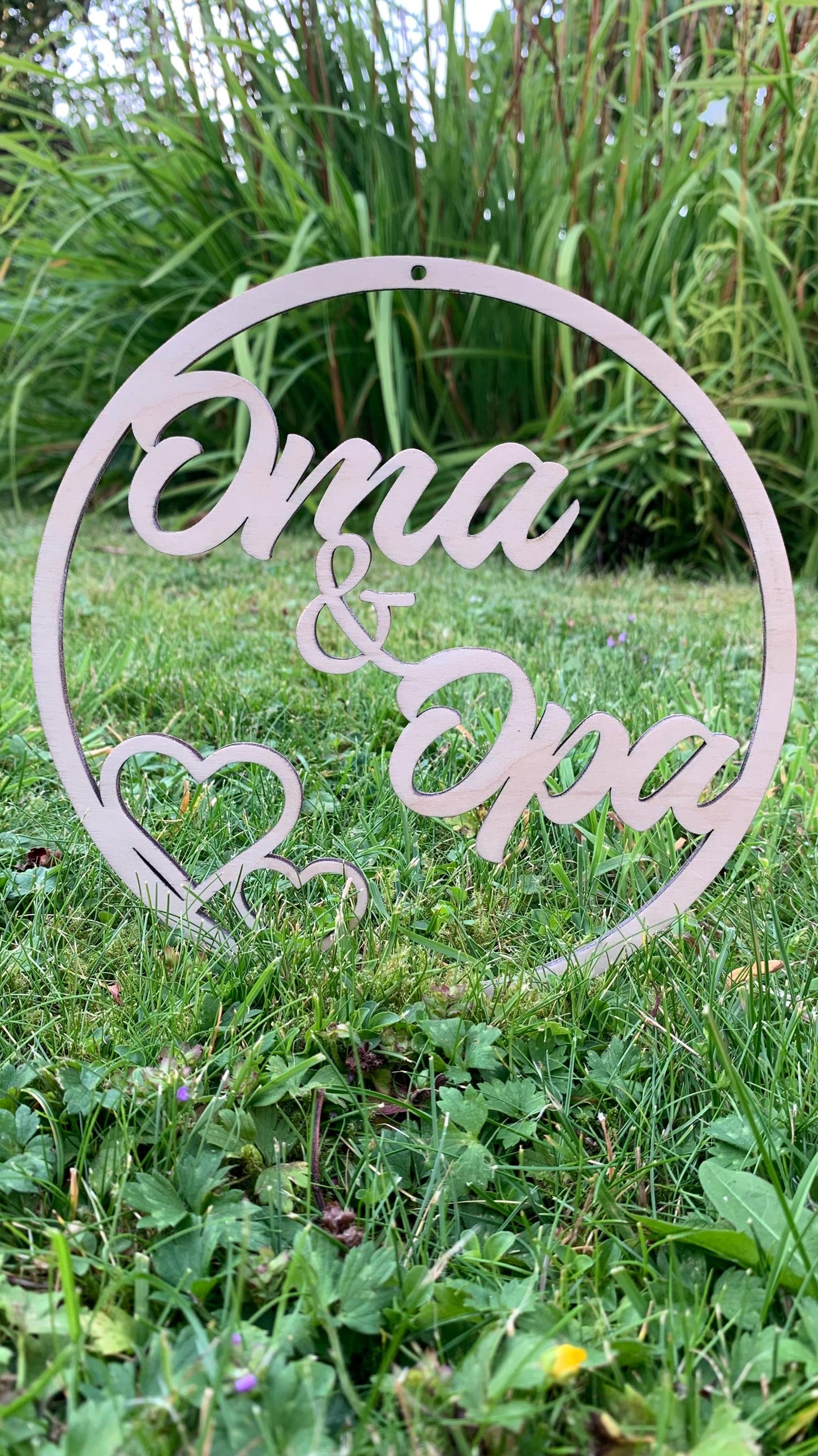 Oma & Opa Schild aus Holz in Verschiedenen Größen. Als Geschenk zur Geburt oder Verkündung der Schwangerschaft.
