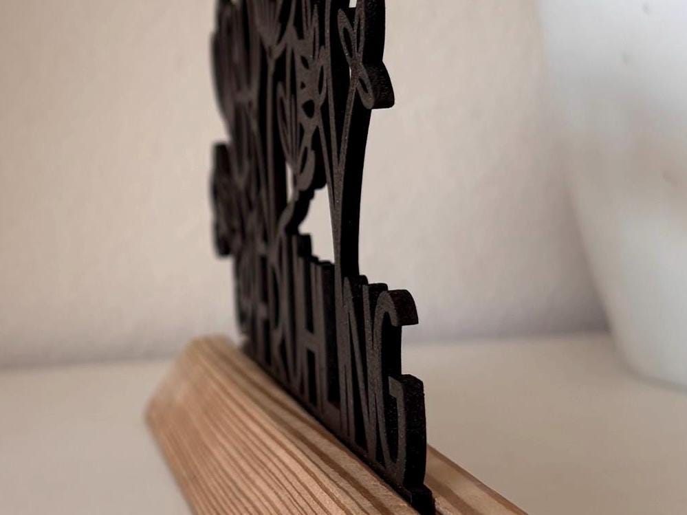 Aufsteller Frühling mit Blumen im Modernen Design inkl. Holzklötzchen zum Hinstellen